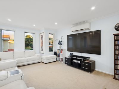 3 / 243 Labouchere Road, Como