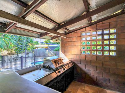 17 Raffles Road, Gray