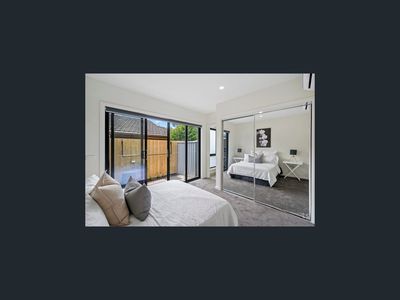 2 / 27 Gresford Road, Wantirna