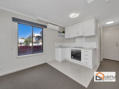 1 / 30 Pickett Street, Footscray