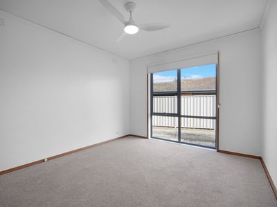 2 / 9 Rainsford Street, Werribee