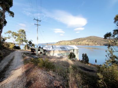 7161 Channel Highway, Gardners Bay