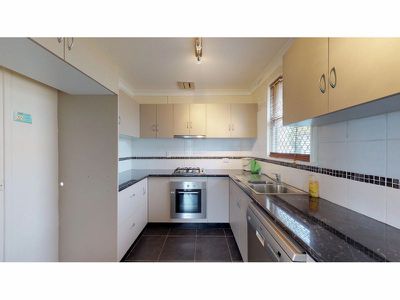 24 Yulong Street, Dubbo