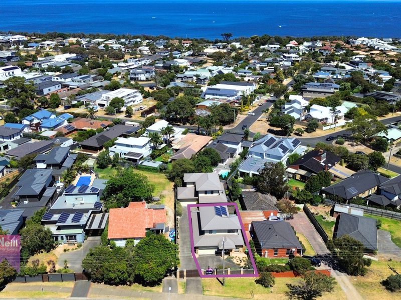 1 / 791 Nepean Highway, Mornington