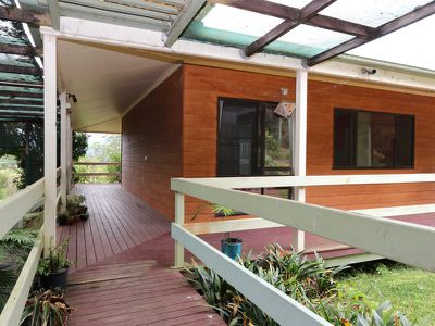 52 Falls Road, Nimbin