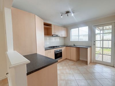 8 / 243 Piccadilly Street, West Lamington