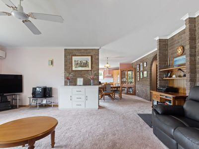 16 Kooringal Avenue, Legana