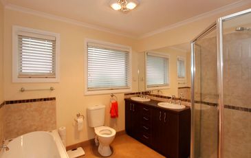 32 Beacosfield Emerald Road, Beaconsfield Upper