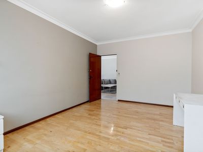 16 Vincent Avenue, Westminster