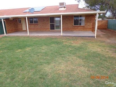 8A  Grevillea Close, Dubbo