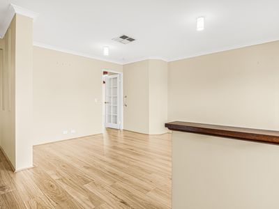 6 Borah Court, Caversham