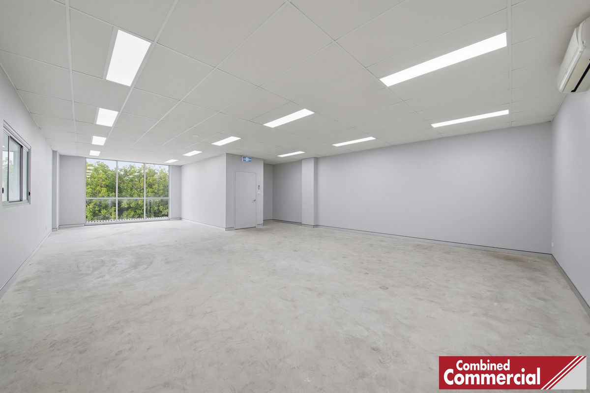 2 / 2-4 Lone Pine Place, Smeaton Grange