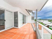 135 Macquarie Street, Teneriffe