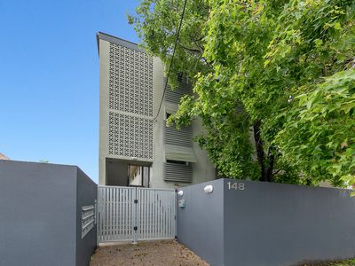 9 / 148 Kent Street, New Farm
