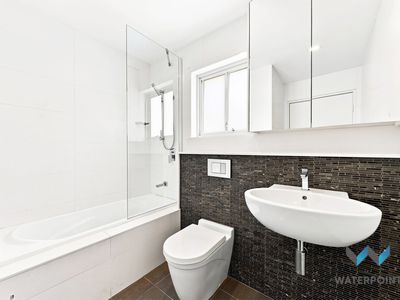 95 / 54A Blackwall Point Road, Chiswick