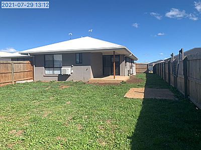 1 / 6 Karto Street, Cambooya