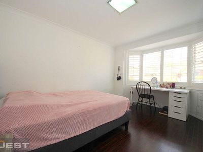 8 Amberdale Avenue, Picnic Point