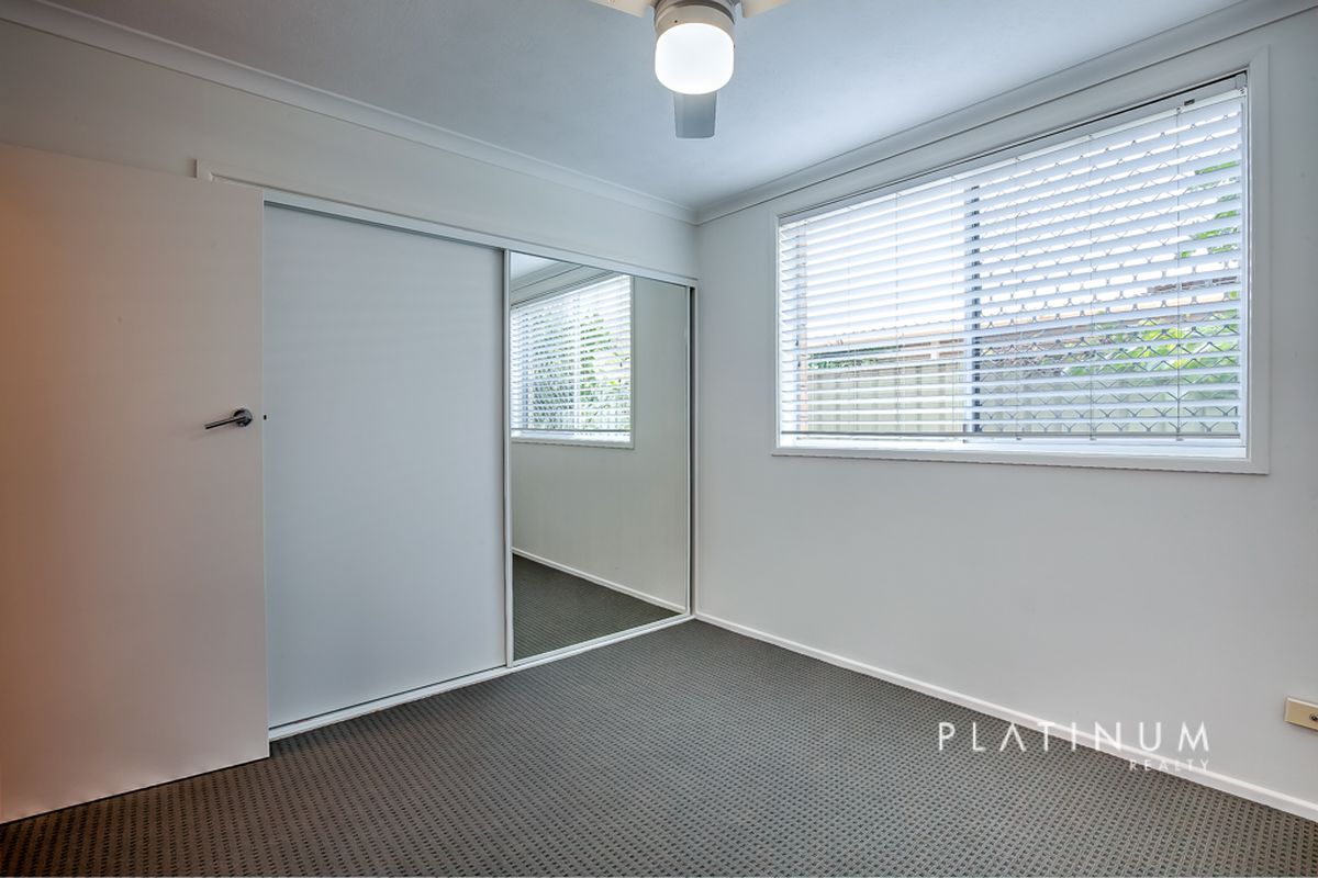 1 / 74 Tallebudgera Drive, Palm Beach