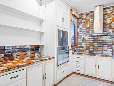 37 Doolan Street, Werribee