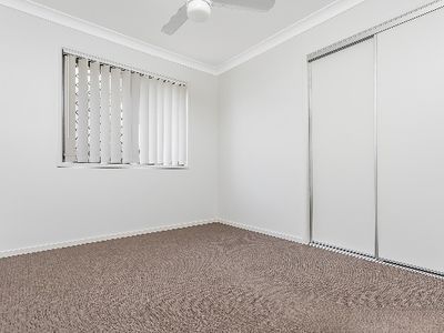 2/5 Mayfair Crescent, Kallangur