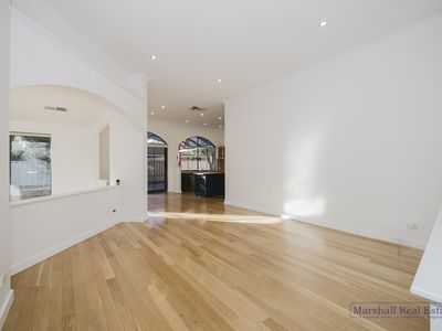 35 Staunton Vale, Carramar