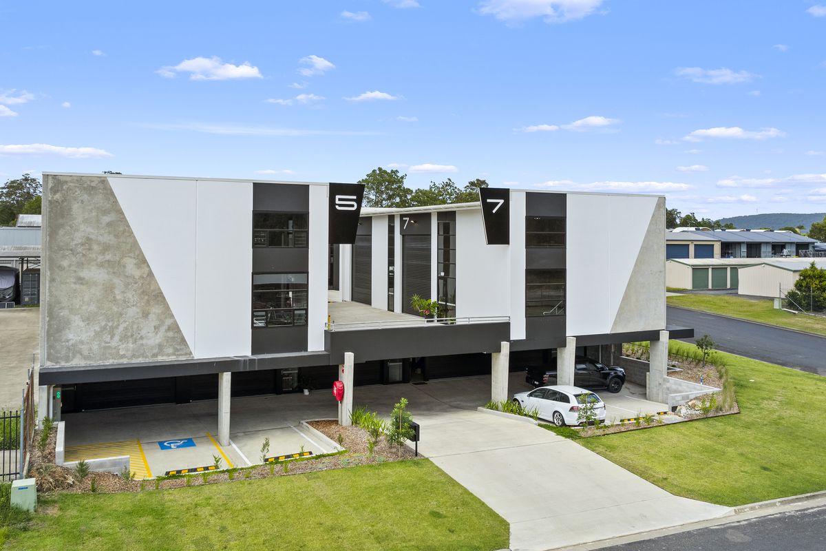 BASE - Unit 7 / 10 Think Road, Townsend