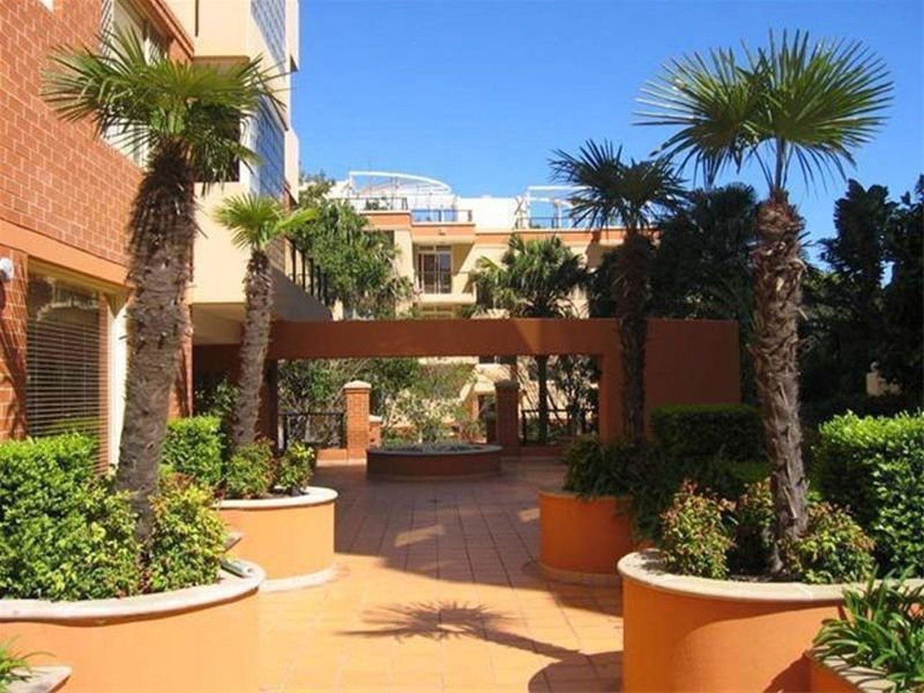 92 / 47 Lithgow Street, St Leonards