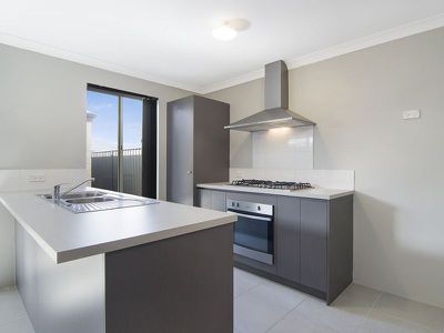 40 Linksman Parade, Yanchep