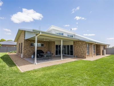 55 York Street, Forbes