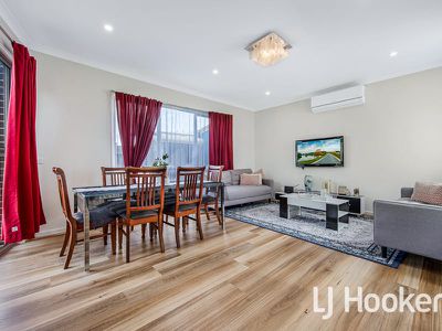 2 / 7 Franleigh Drive, Narre Warren