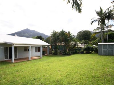 10 Edmonds Close, Bentley Park