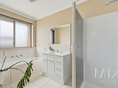 25 Collis Court, Brighton