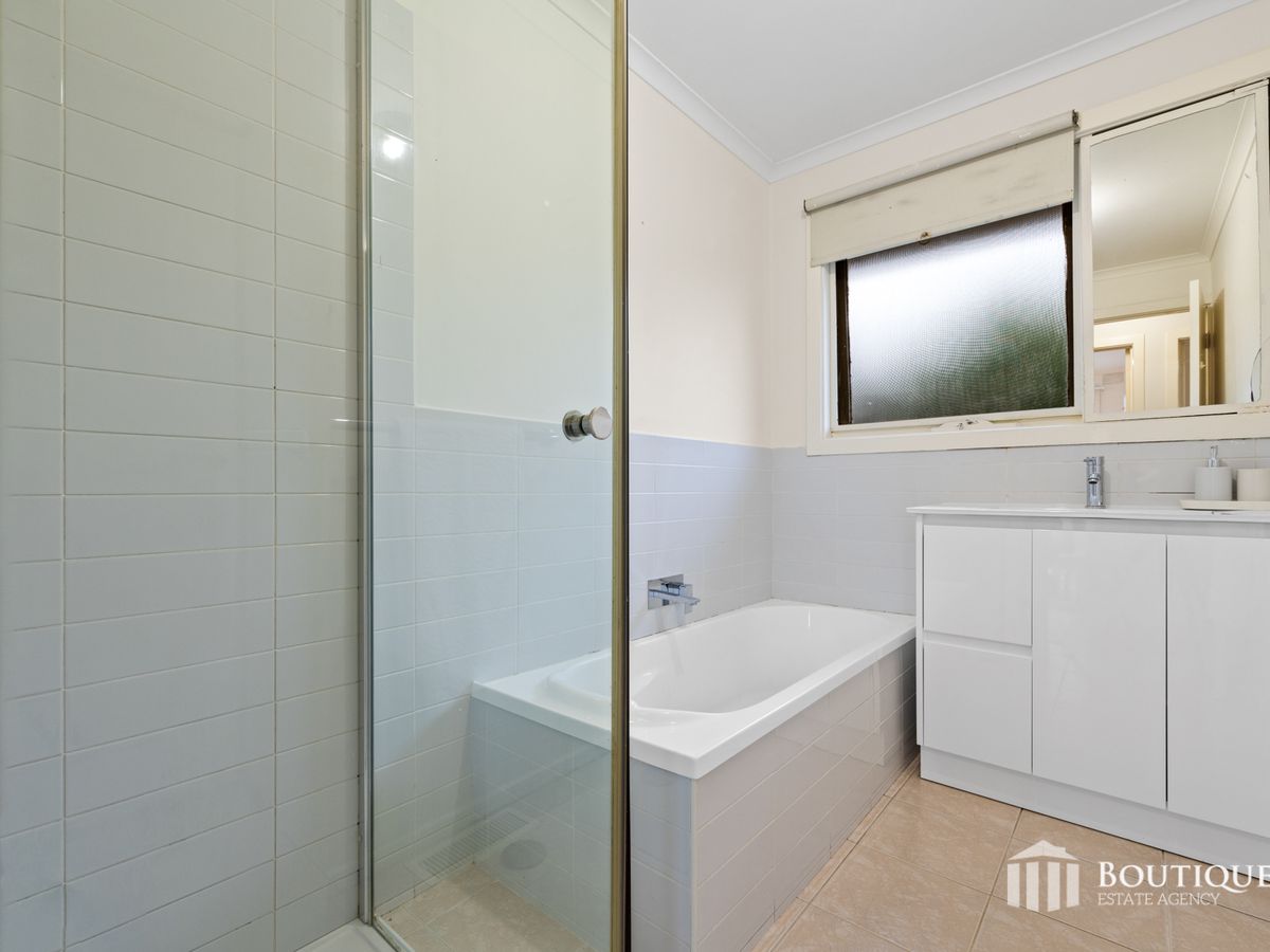 84 Loch Road, Dandenong North