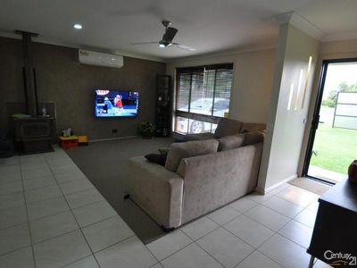 2 Sandra Place, Dubbo