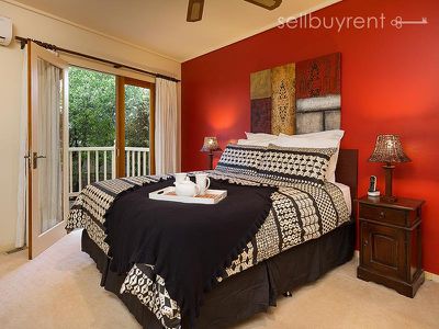 6 CURTIN COURT, Wodonga