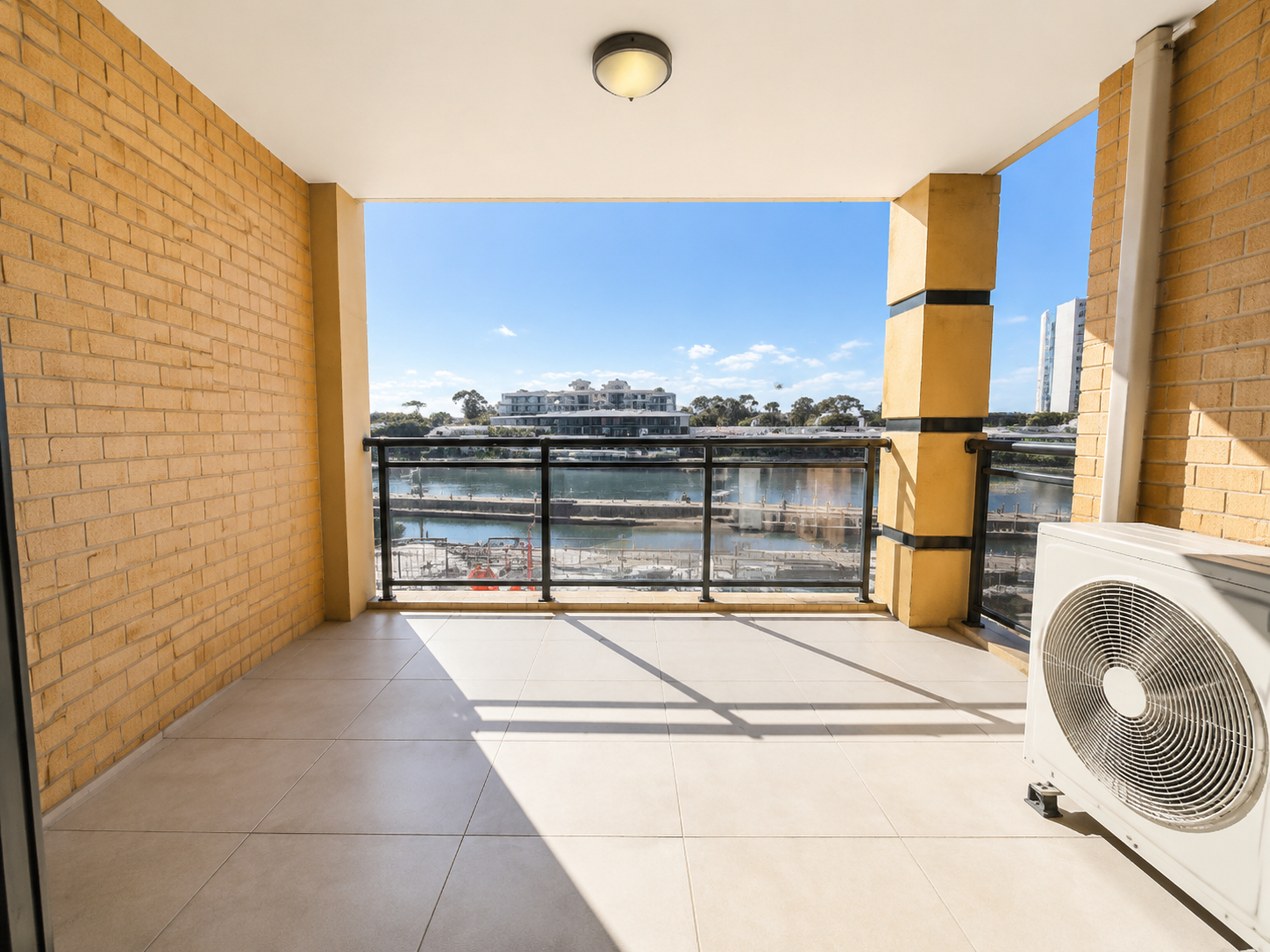 19/181 Hawkesbury Road, Westmead