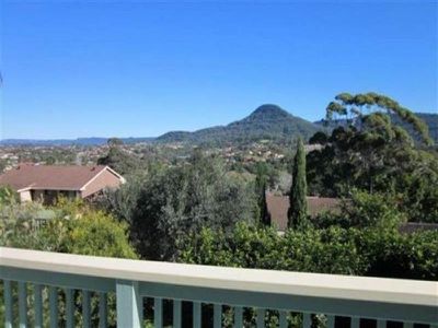 8 White Place, Figtree