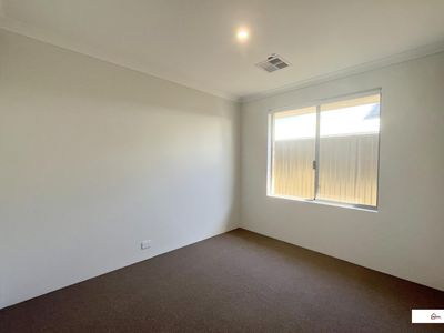 28 Townsend Street, Lakelands