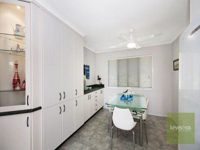 4 Rundle Street, Mount Louisa