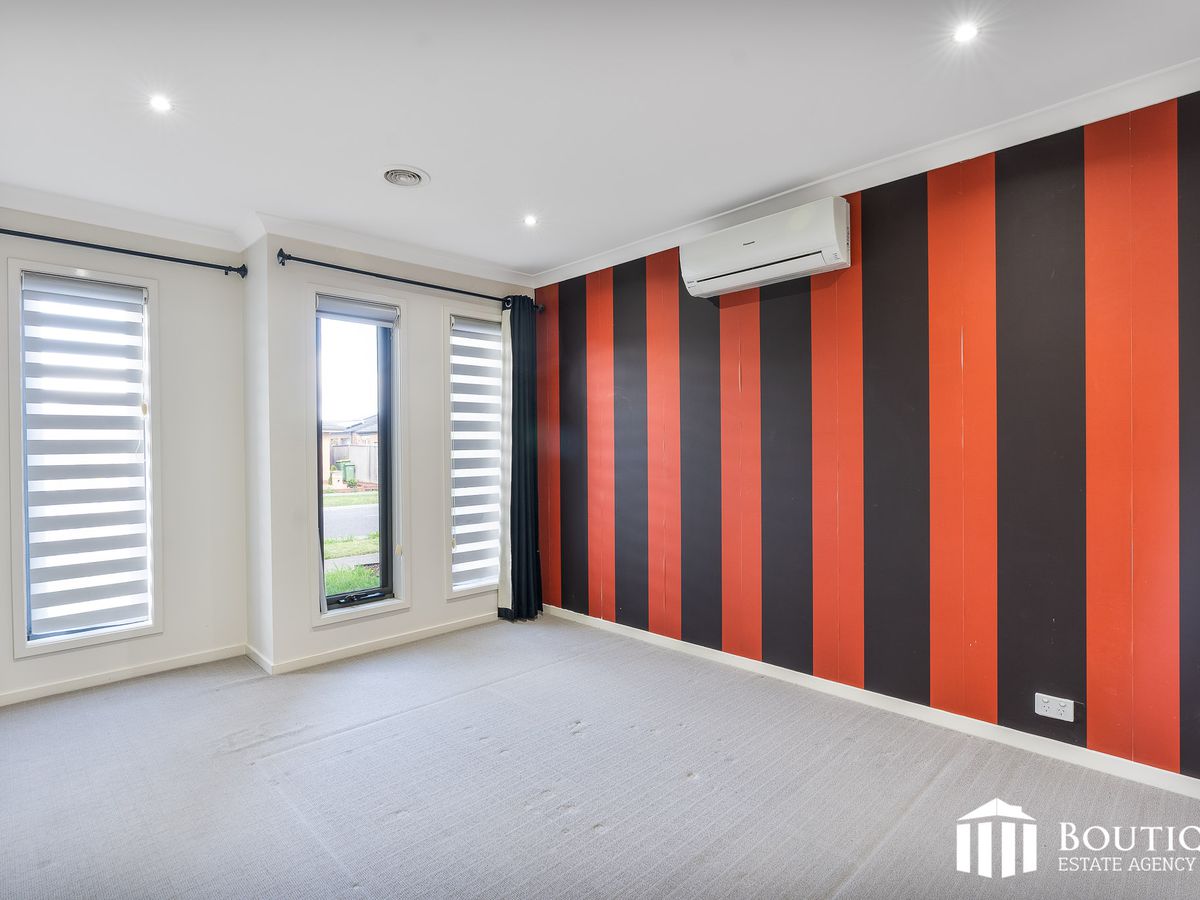3 Heathfield Lane, Officer