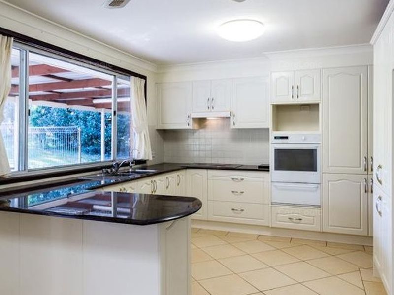 2 Nova Street, Box Hill