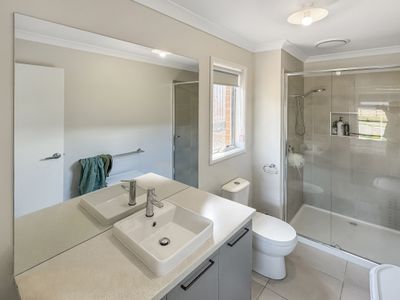 5 Gall Street, Warrnambool