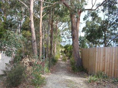 31 Craypoint Parade, Eggs And Bacon Bay