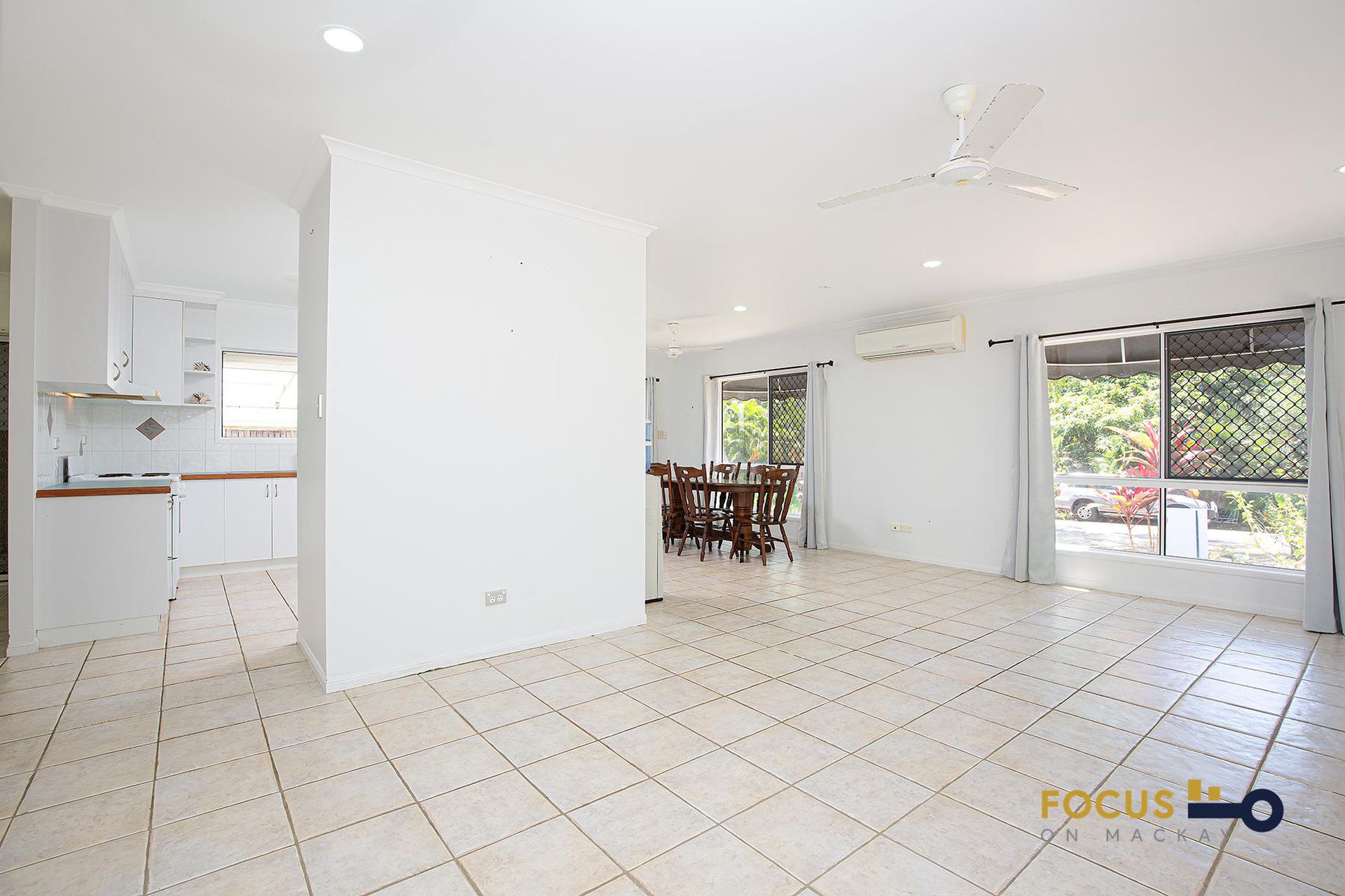 8 Adamson Street, Haliday Bay