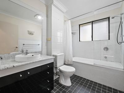20 / 10 Taranto Road, Marsfield