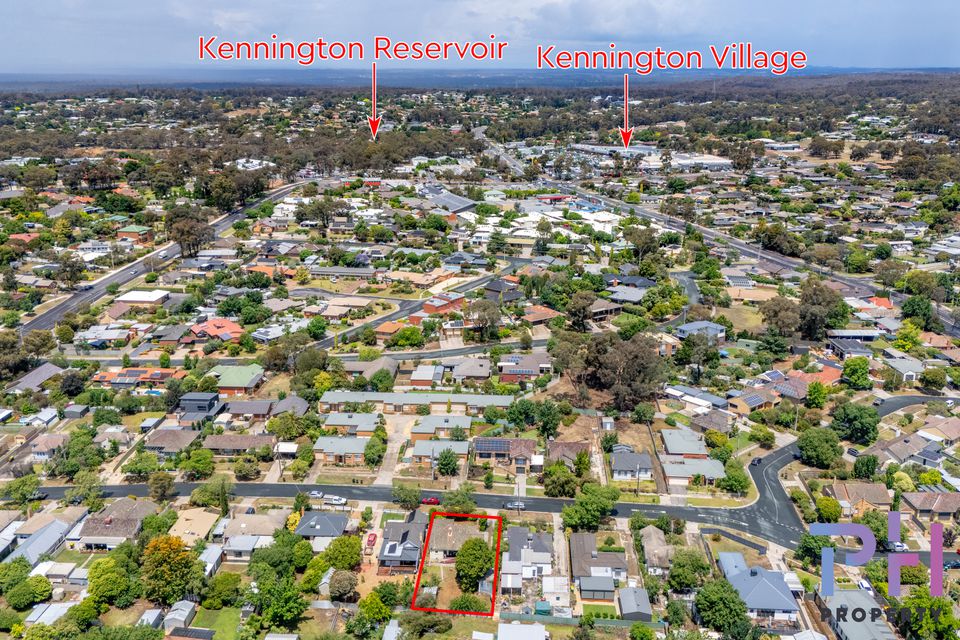 21 Mahon Ave, Kennington