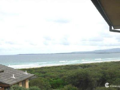 4 / 11 Surfside Drive, Port Kembla