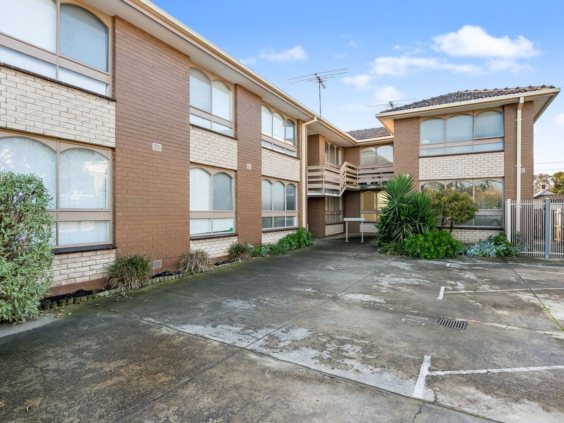 6 / 55 Cowper Street, Footscray