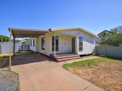 10 Dorothea Street, South Kalgoorlie