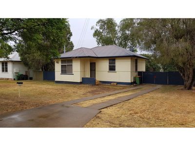 98 Edward Street, Gunnedah